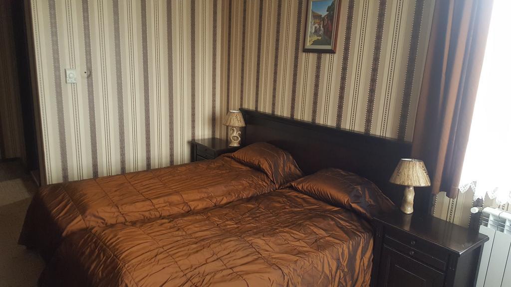 Hotel Izvora 2 Arbanaszi Kültér fotó